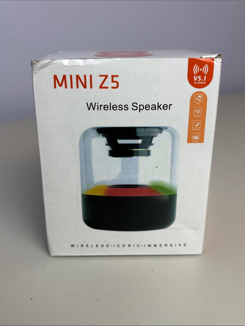 Bluetooth Portable Speaker - white with Multicolor LED